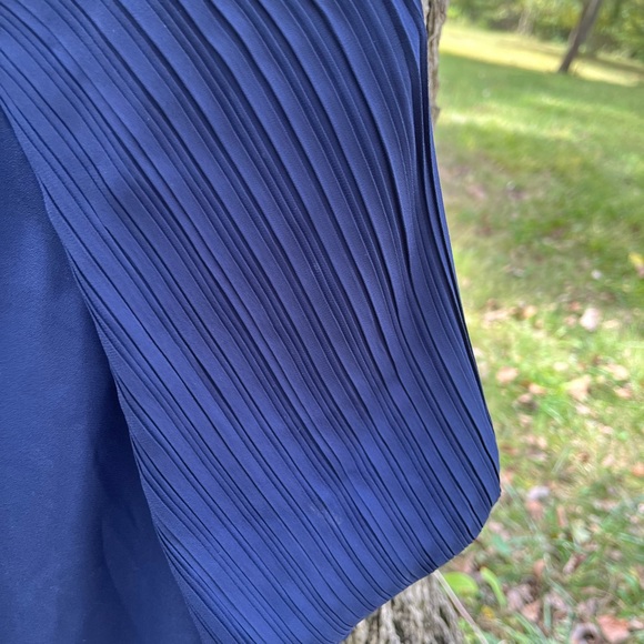 ⭐️Umgee Puff sleeve Blouse in size S - Picture 3 of 4